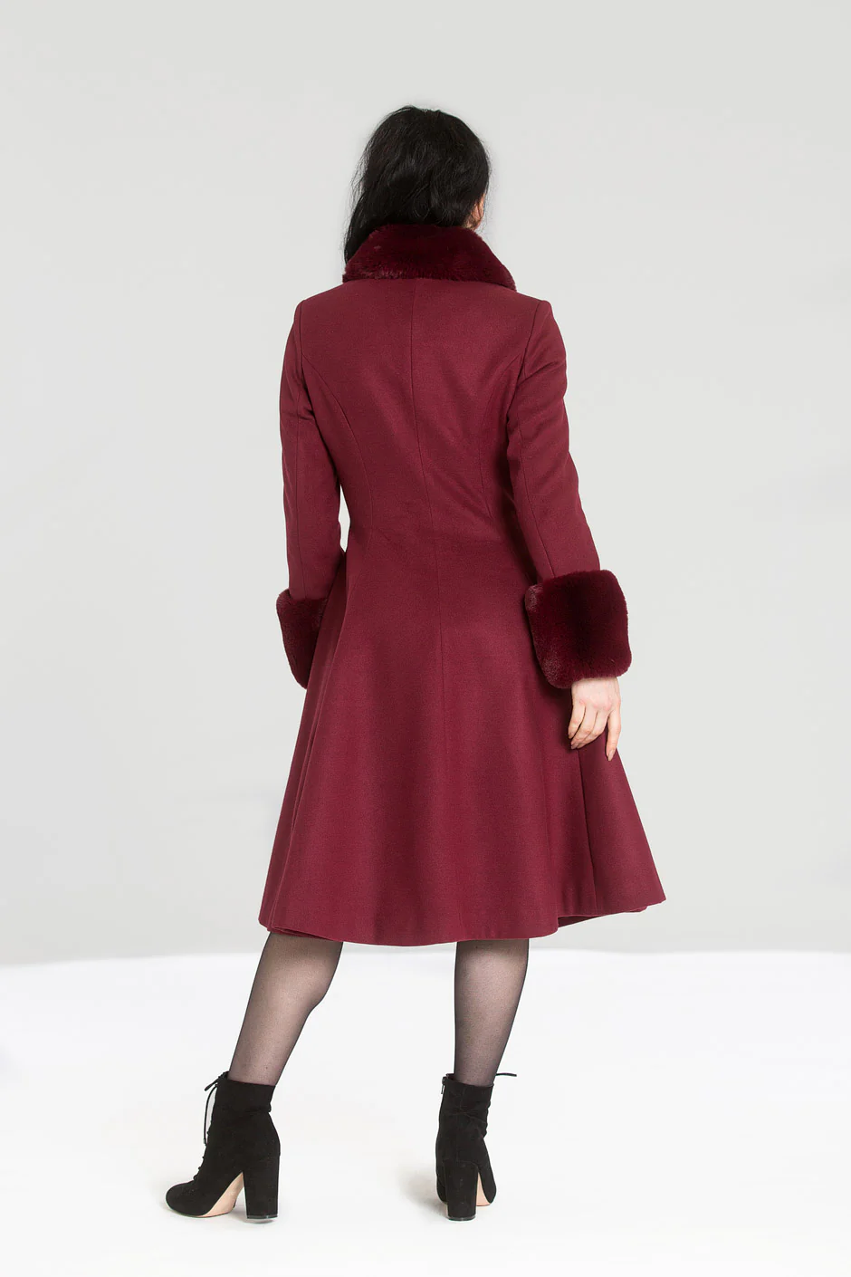 Capulet Coat - Image 9